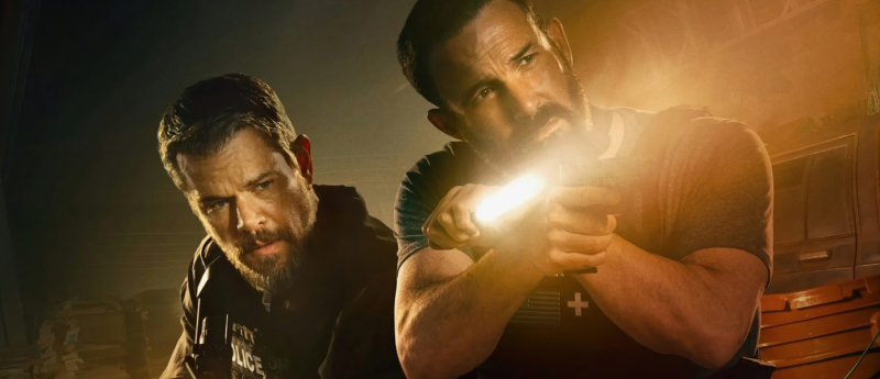 Бен Аффлек и Мэтт Дэймон поздравляют с праздниками и показывают ролик фильма "Лакомый кусок"