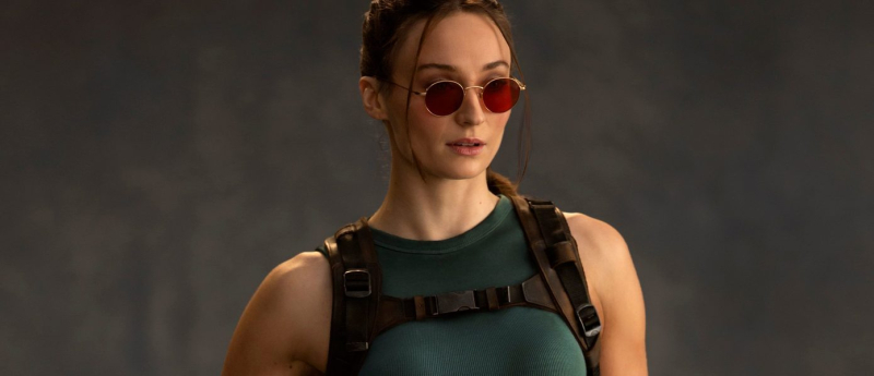 Софи Тёрнер в новом образе Лары Крофт на фото со съемочной площадки сериала по Tomb Raider
